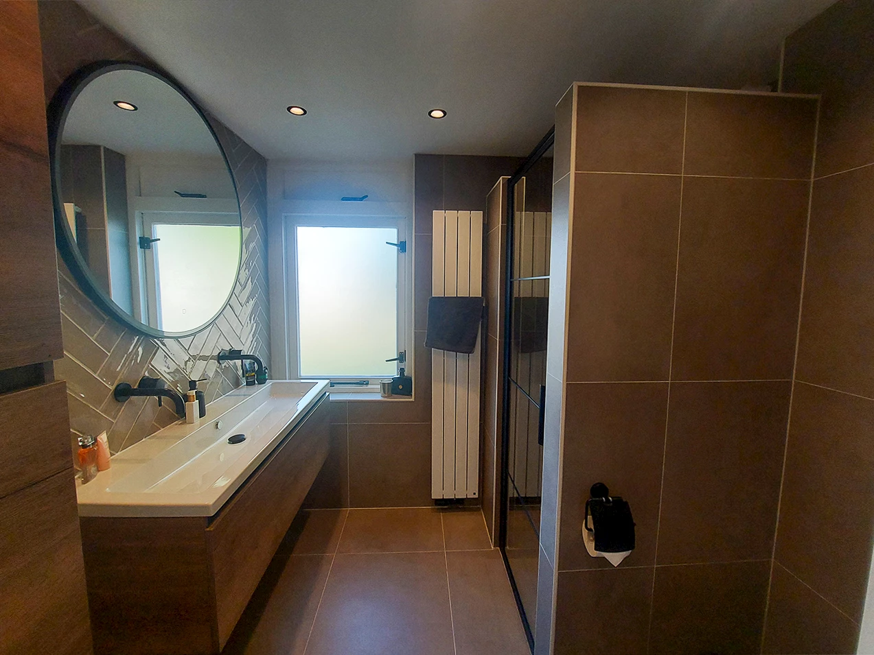 Bold Coffee Badkamer - sfeervolle badkamer 18