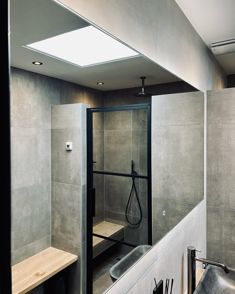 Brutalisme Badkamer - sfeervolle badkamer 1