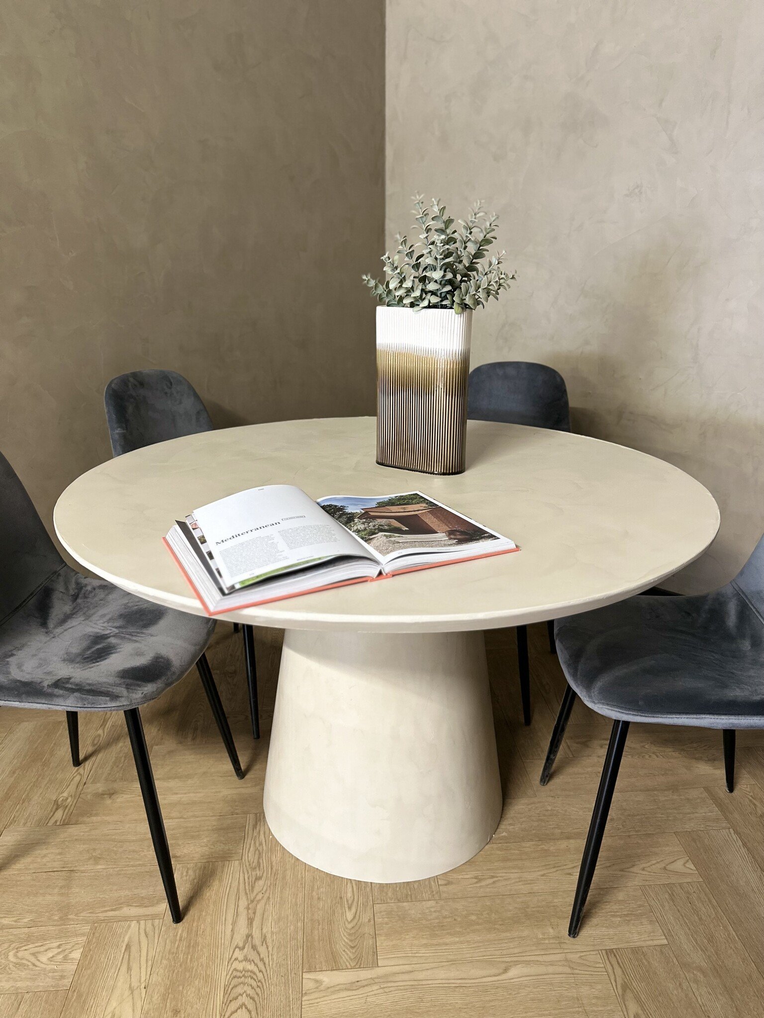 Brutalisme Eetkamer - sfeervolle eetkamer 7
