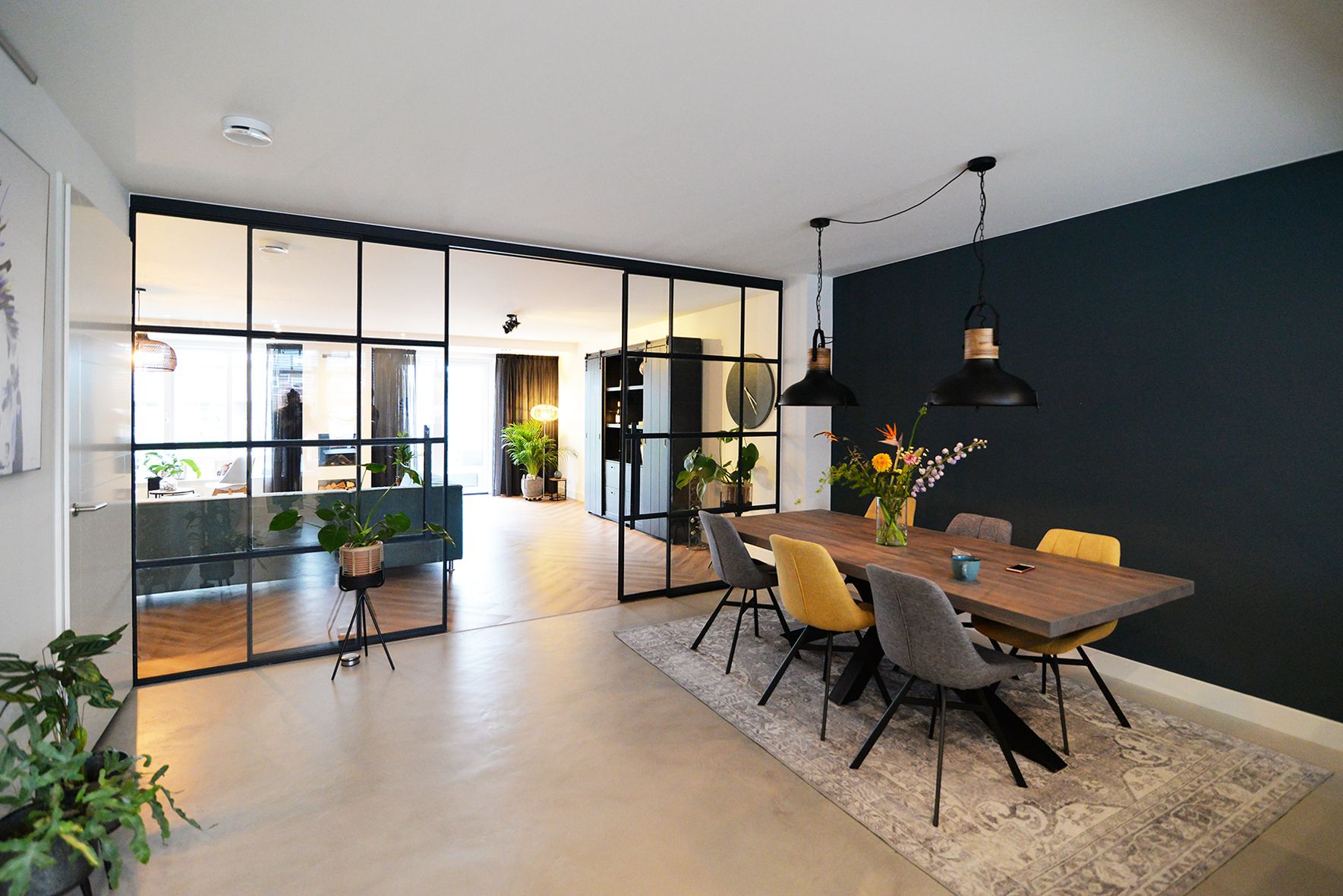 New Raw Eetkamer - sfeervolle eetkamer 12