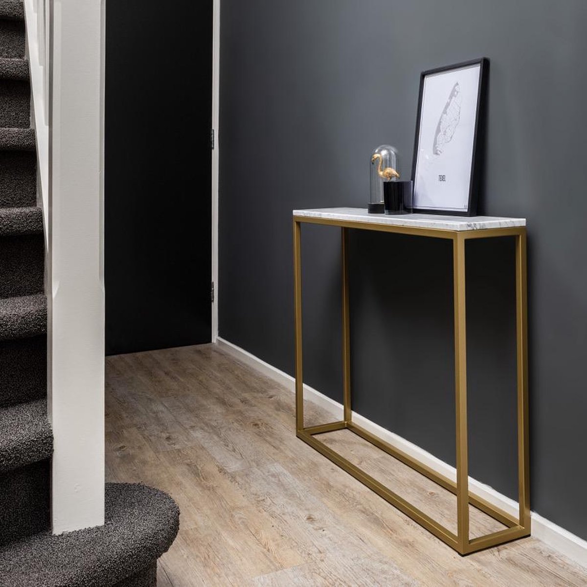 Sidetable met marmeren blad van Zuiver